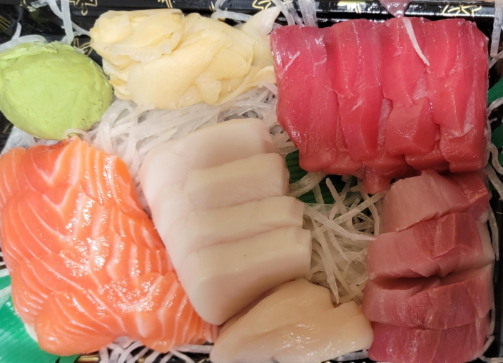 Premium Sashimi Grade Box — Salmon, Tuna & Scallops